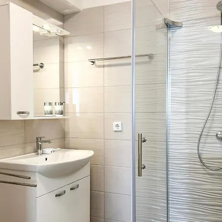 Holiday home Gorgeous In Stancija Vergotini *