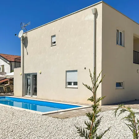 Gorgeous In Stancija Vergotini * Porec