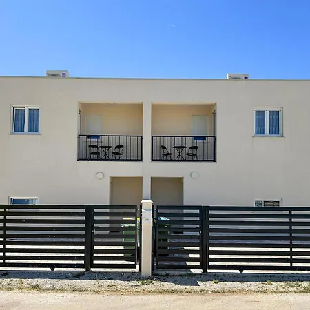 Gorgeous In Stancija Vergotini Porec