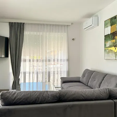 Gorgeous In Stancija Vergotini Holiday home