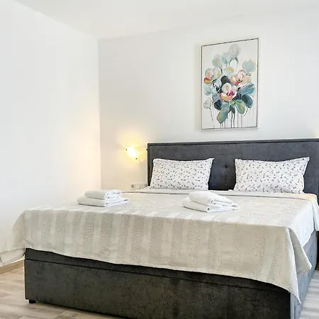 Gorgeous In Stancija Vergotini Holiday home